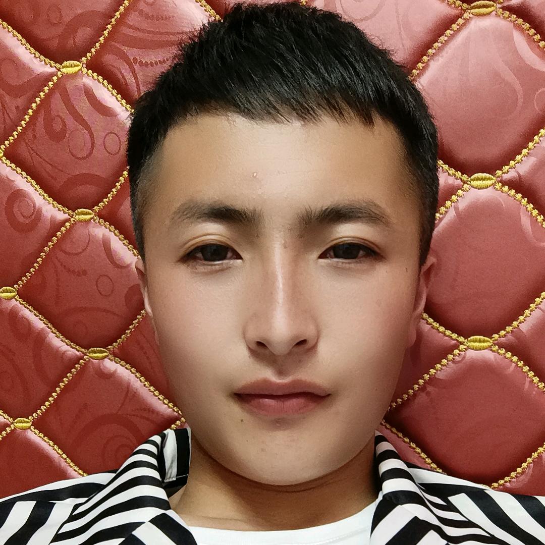 初吻给了奶嘴儿