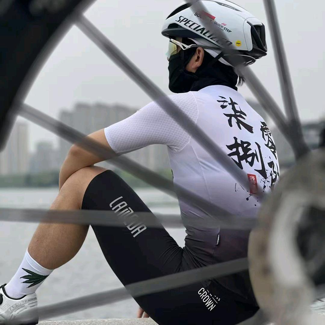 豫公子佛系骑车🚲