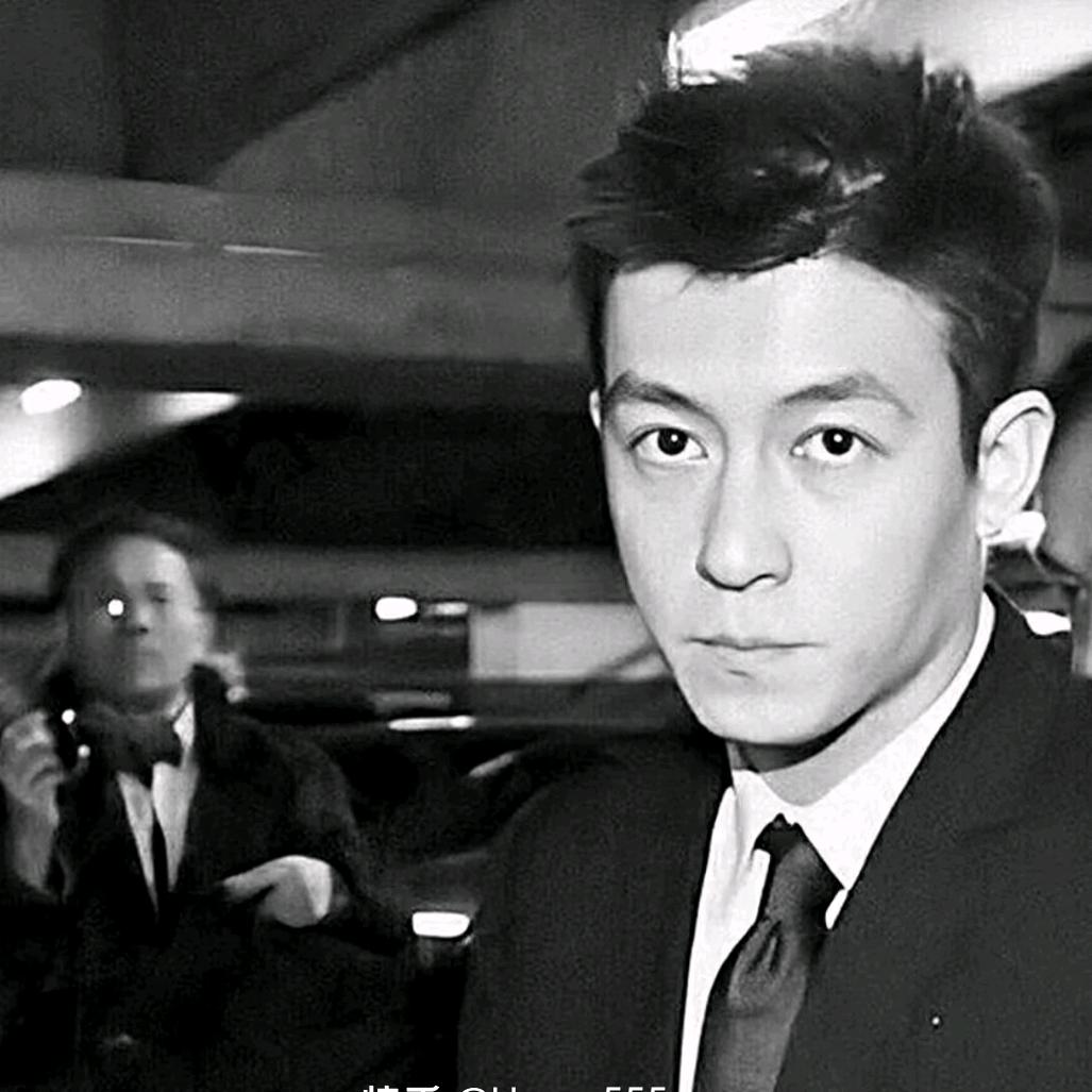 心事全写在脸上