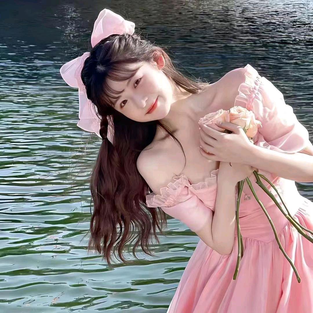 芯芯是枚小吃货吖