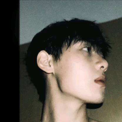 **不语