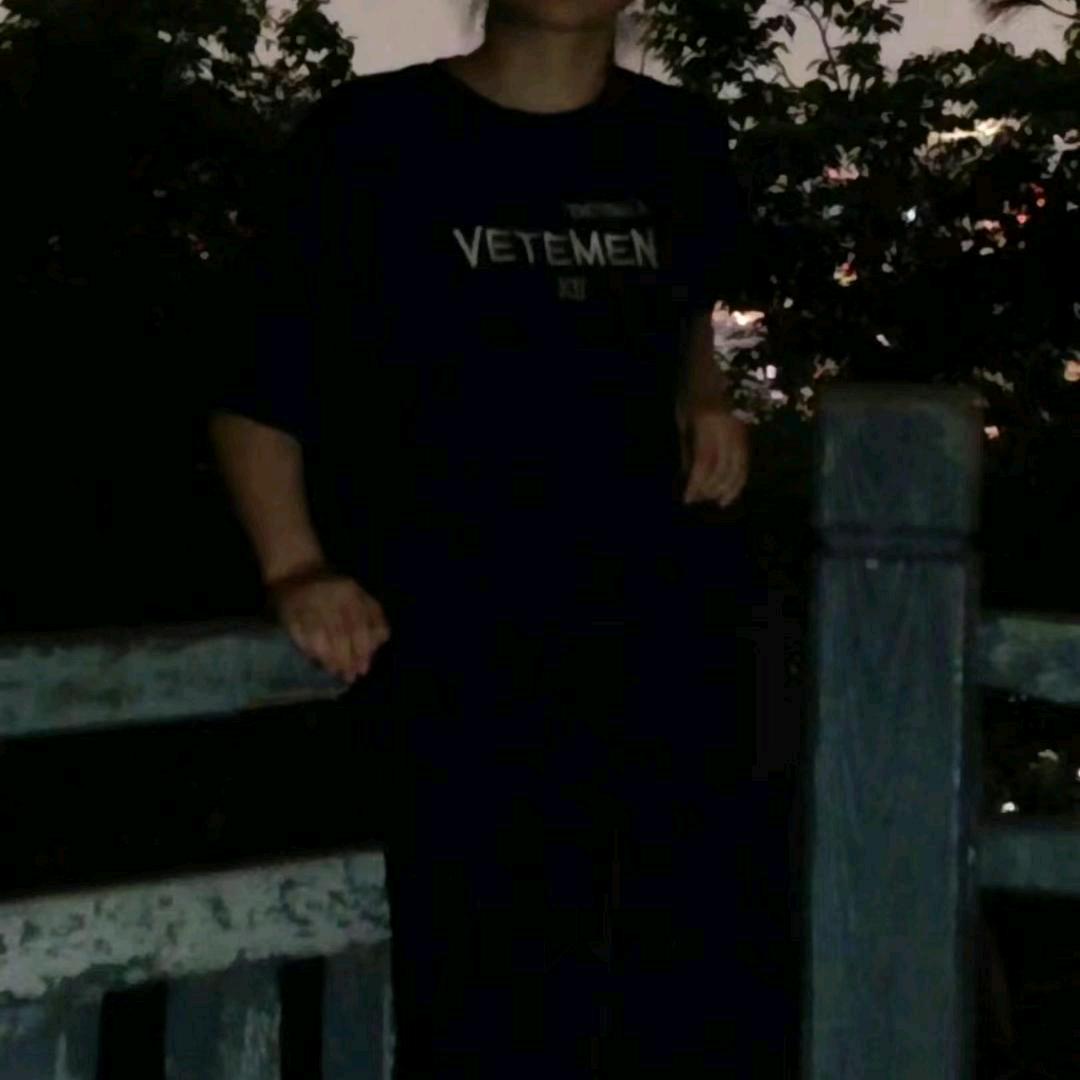 一拳一个小熊熊