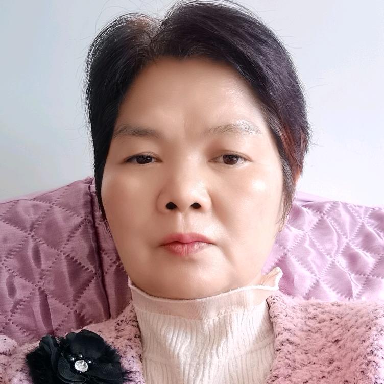 阿龙姐（18：20分开播）