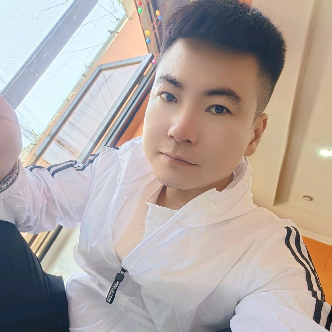 👑皇氏    雄飞👑