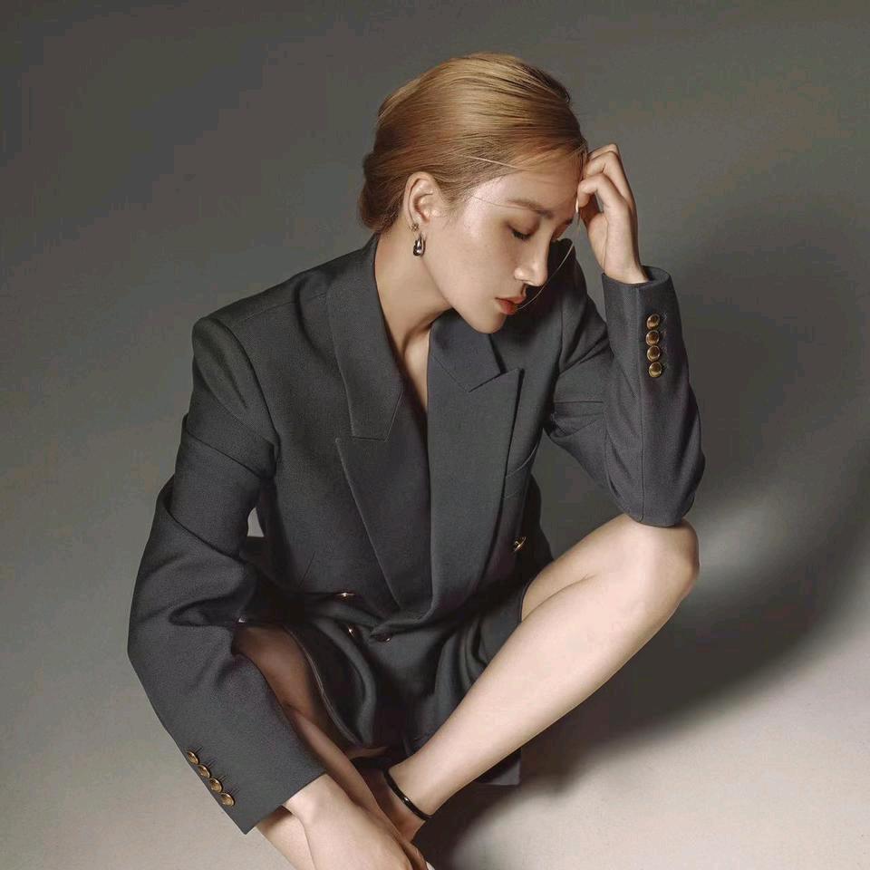 洛哥（穿搭分享）