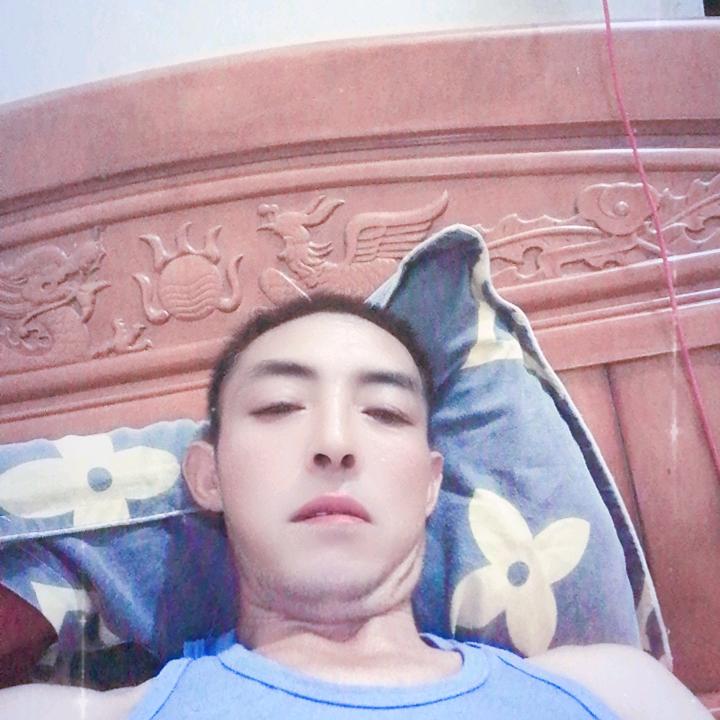 罗东山