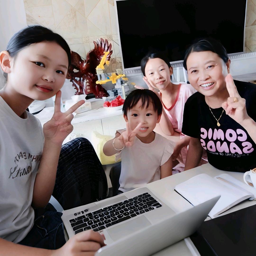 四个孙子的奶奶