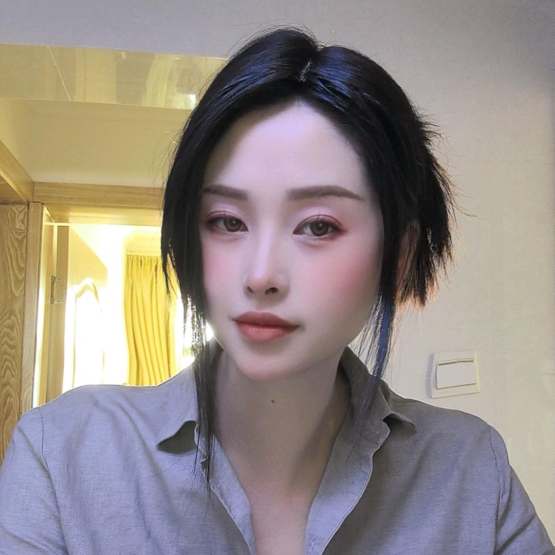 燃姨（饵丝主理人）