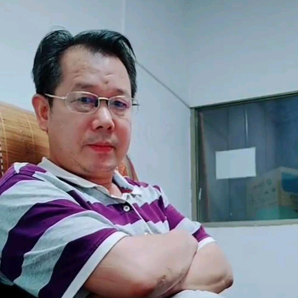 🇨🇳煌庭🙏陈叔♥️