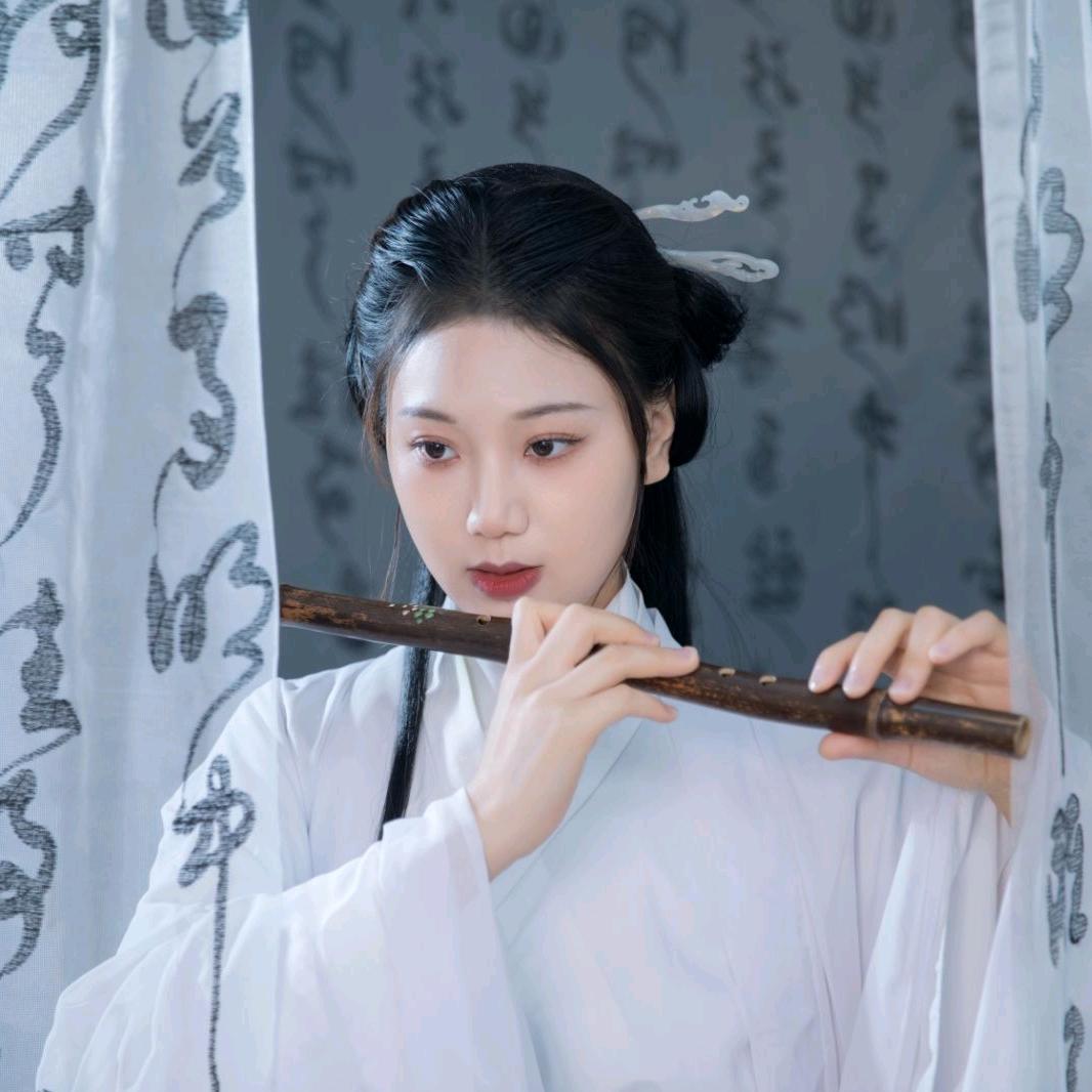 南知意🌙