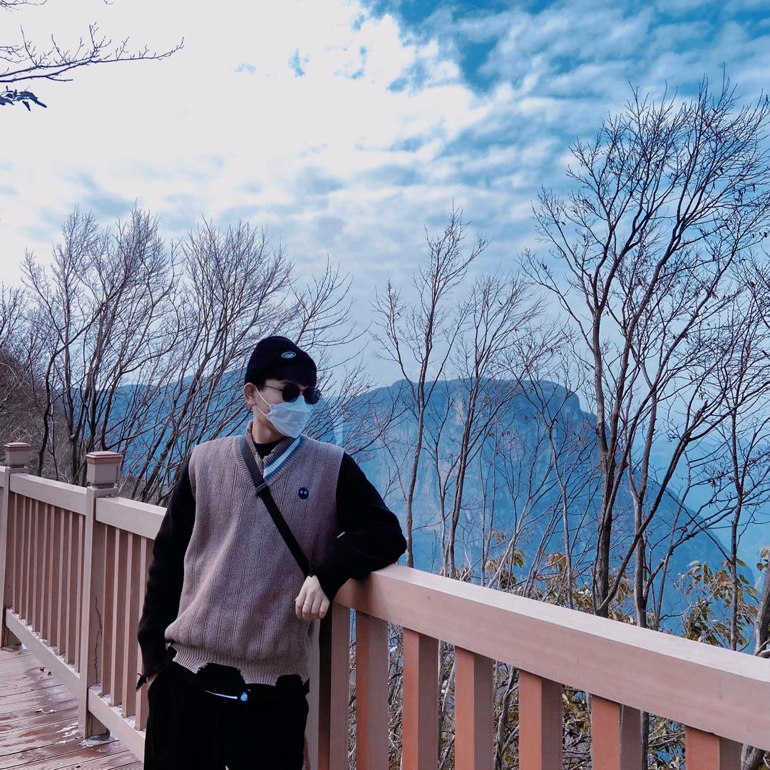 不会台球的呆瓜