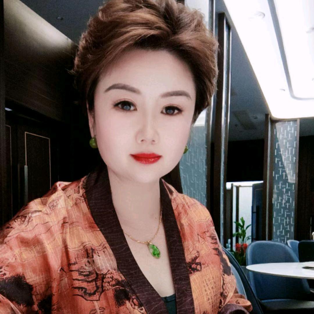 湖畔玉澜