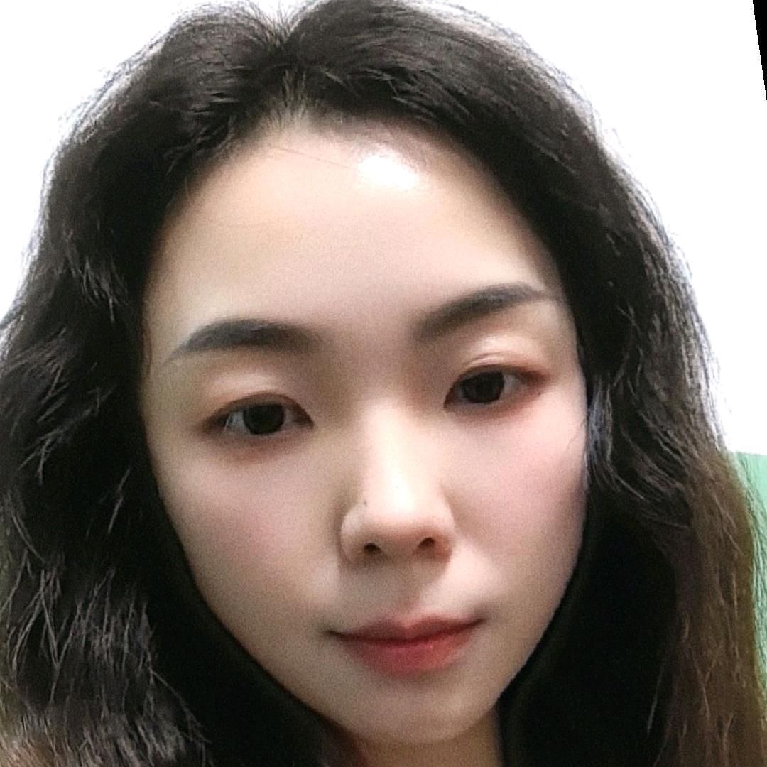 小小👉张