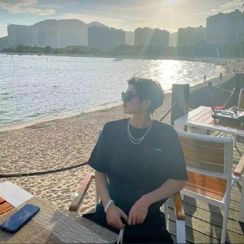 宇