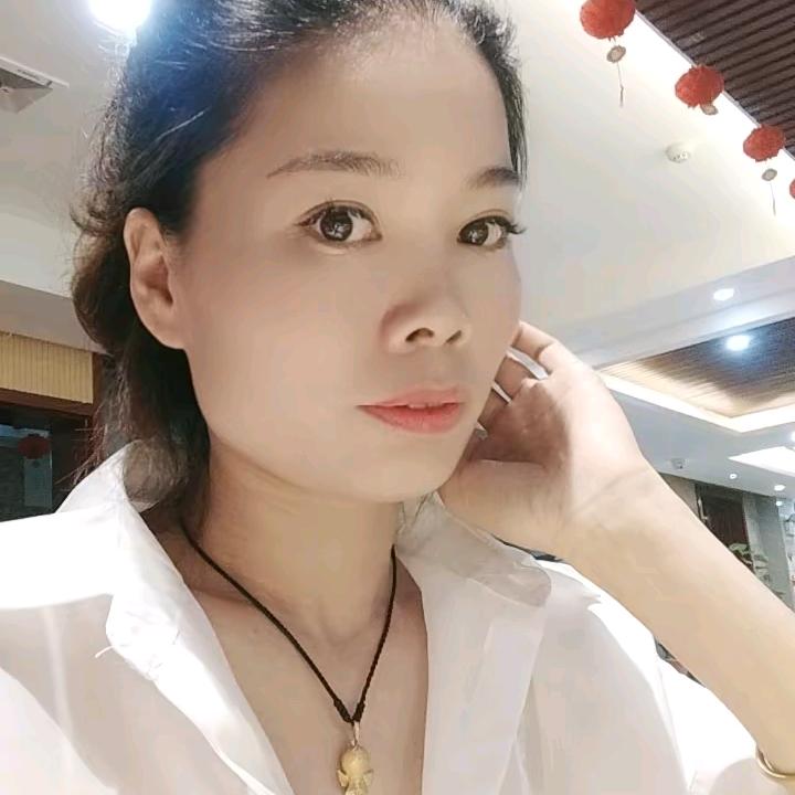 荆州 印娥 乡土情土特产店