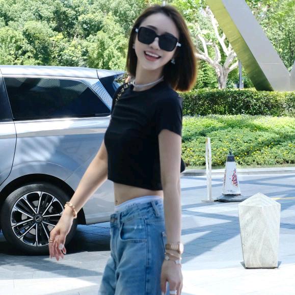 熙薇SiVi (日常穿搭）