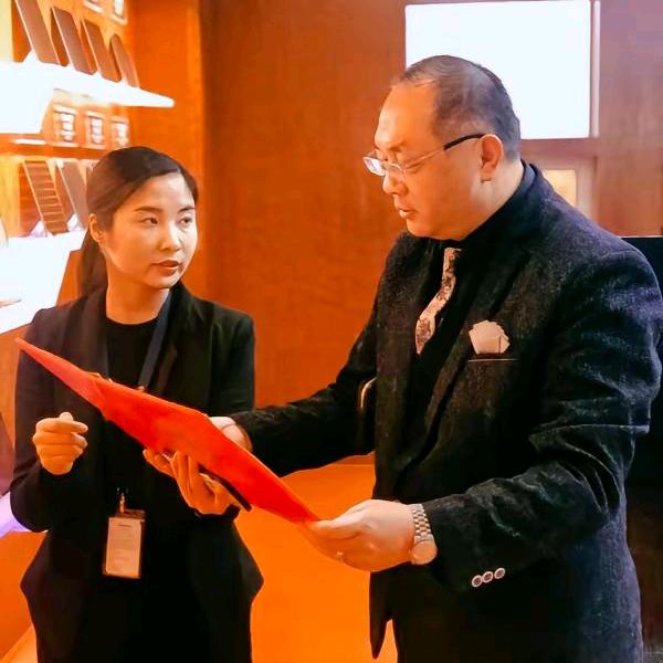 👁️一世…非凡👁️