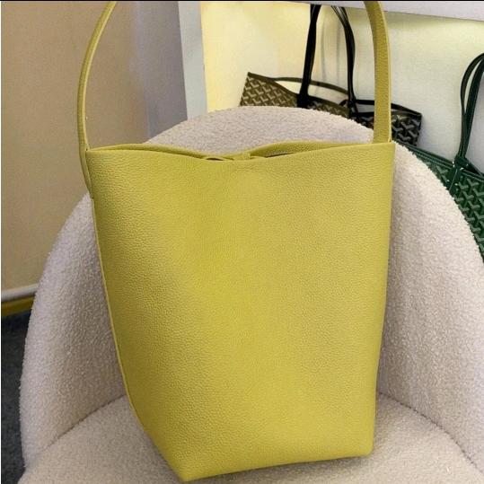 吉吉的女包工作室