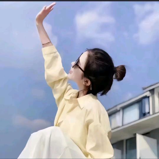 耳机分你一半😍