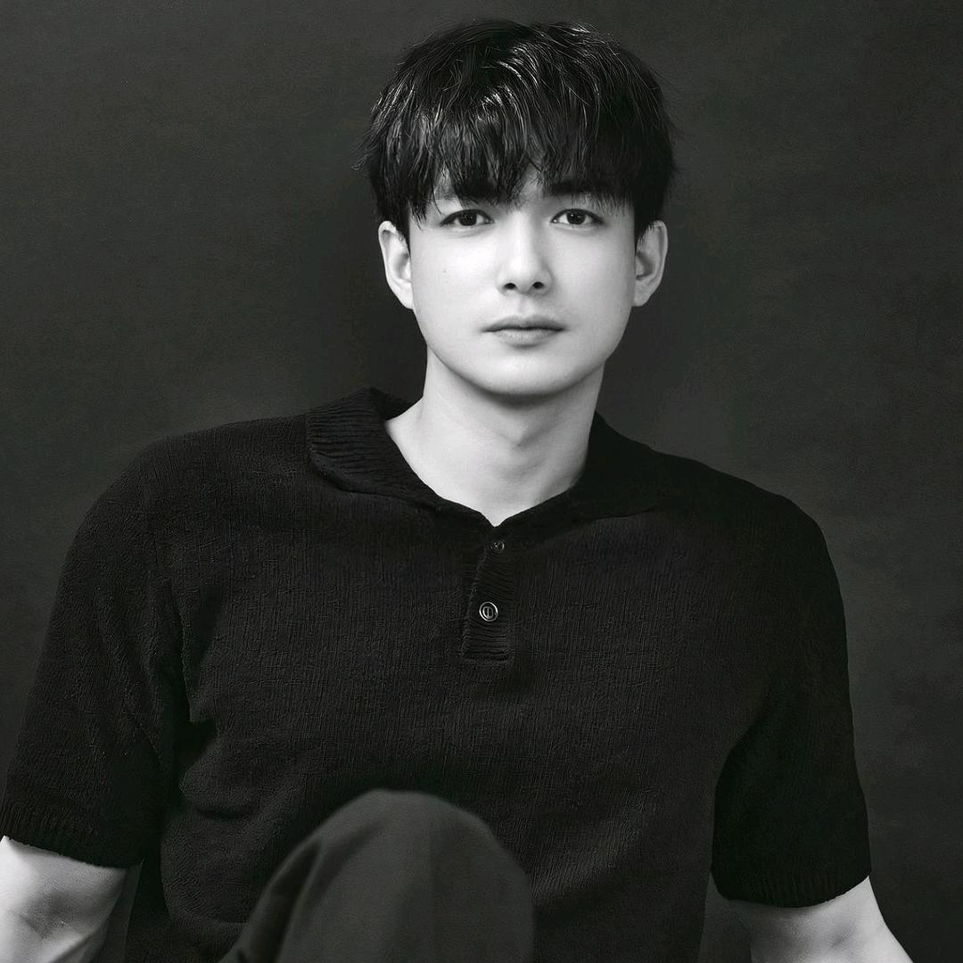 🚬⚤简心❤️💰ꦿ大叔᭄࿐