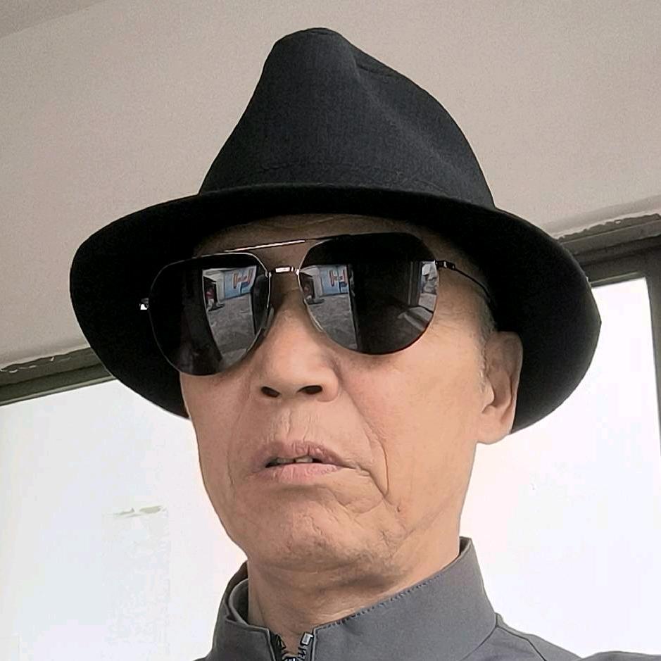 快乐夕阳老人😂🔥