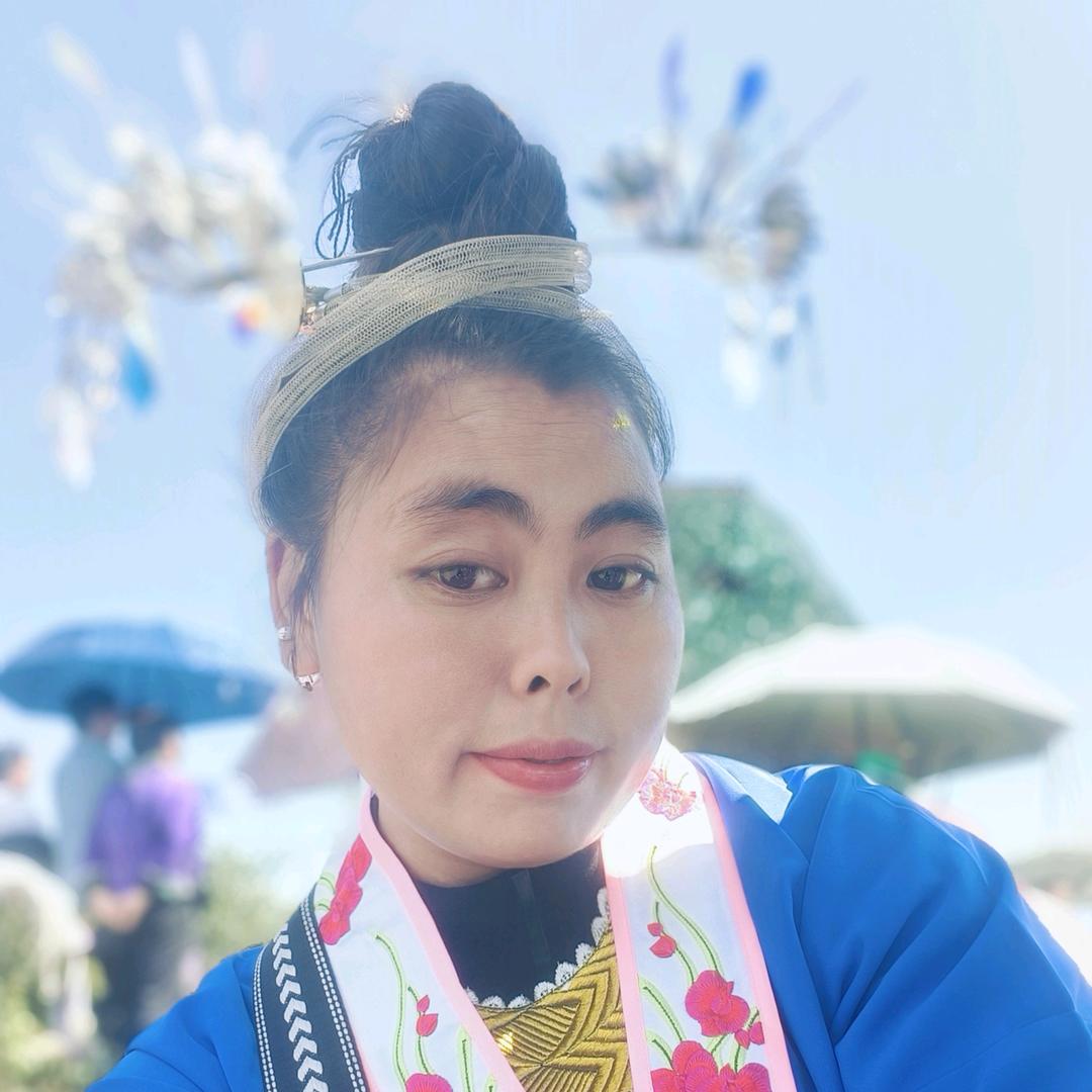 阳家女儿，荣家媳妇