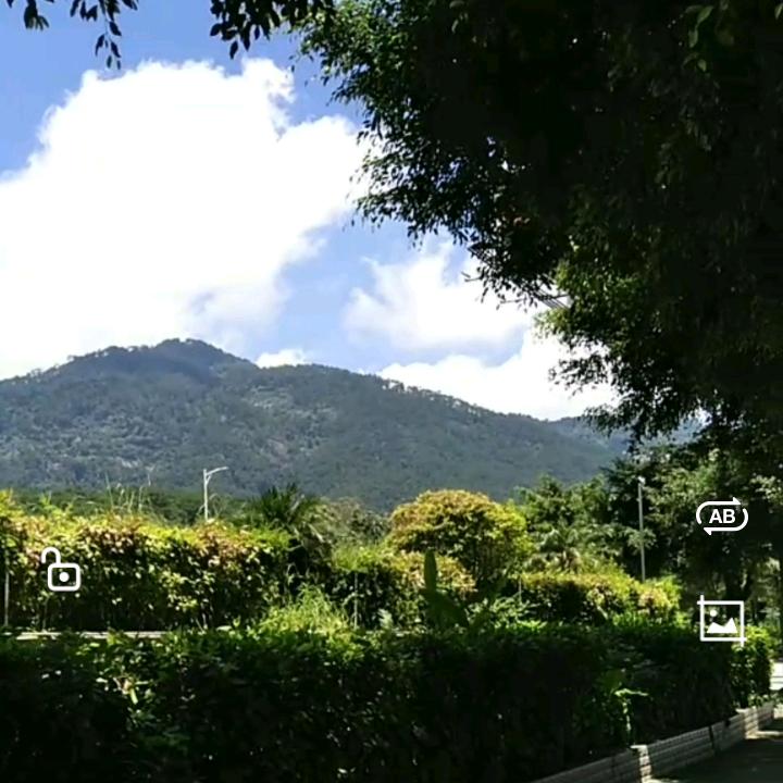 梁兄对联