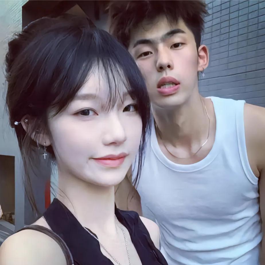 *黎吧啦^🪷、