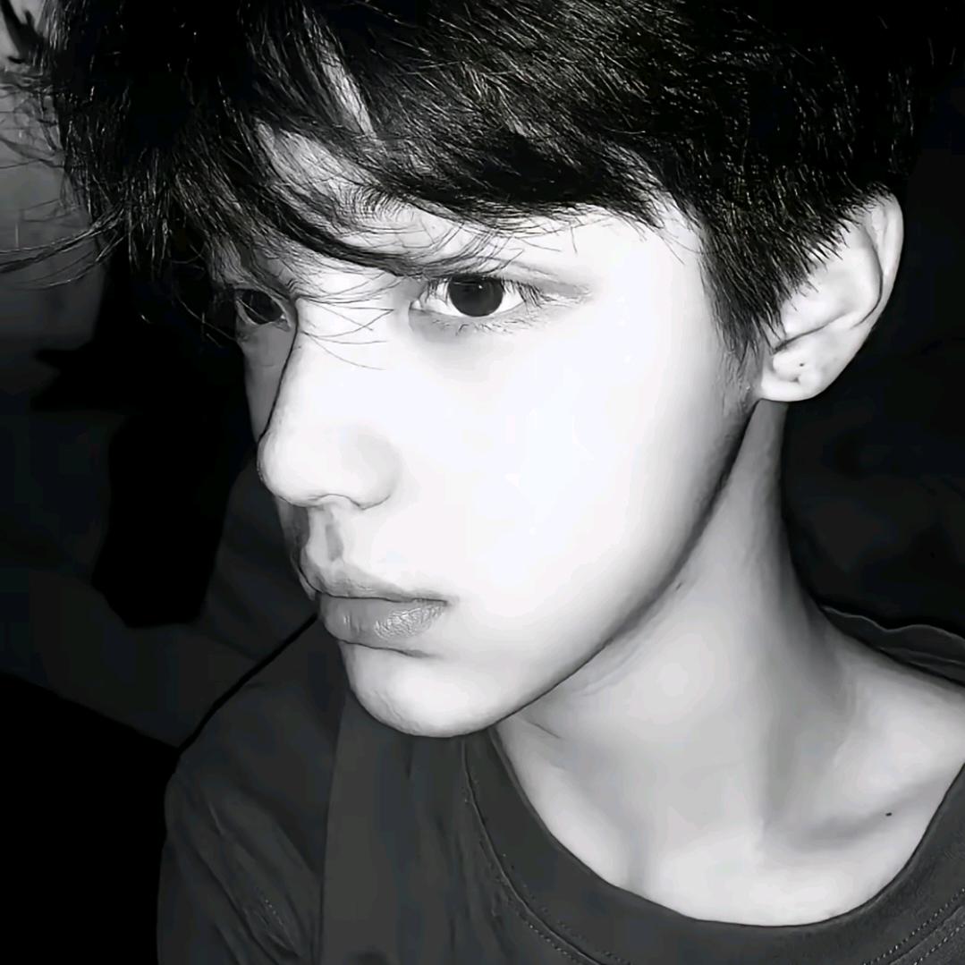 👁👄👁