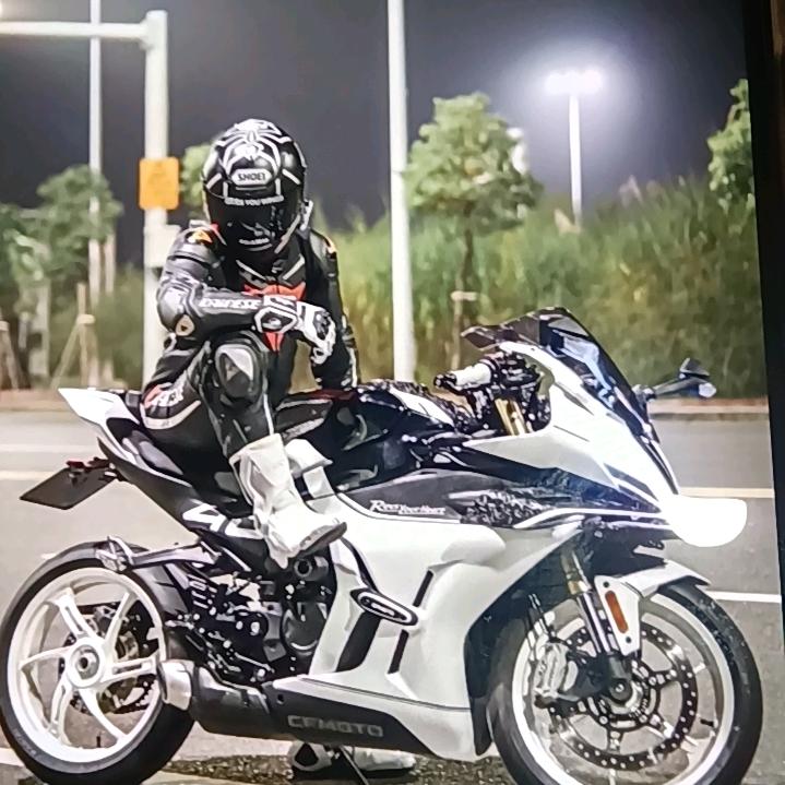 八方机车