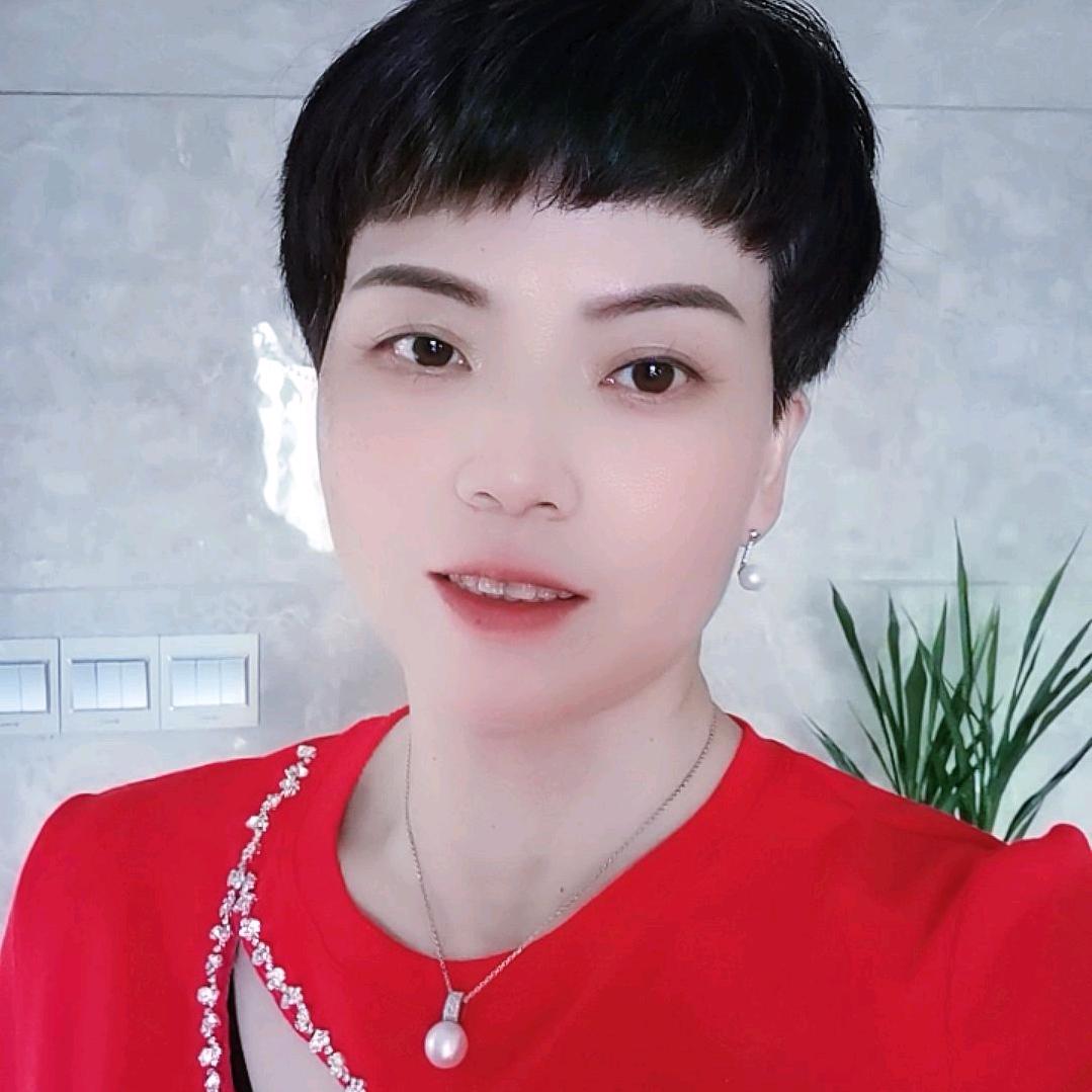 晋江市杨卫星服装店