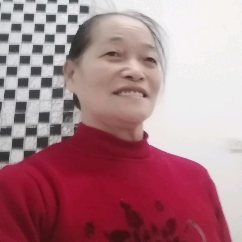 杨佑，每天晚上7:50准时开播