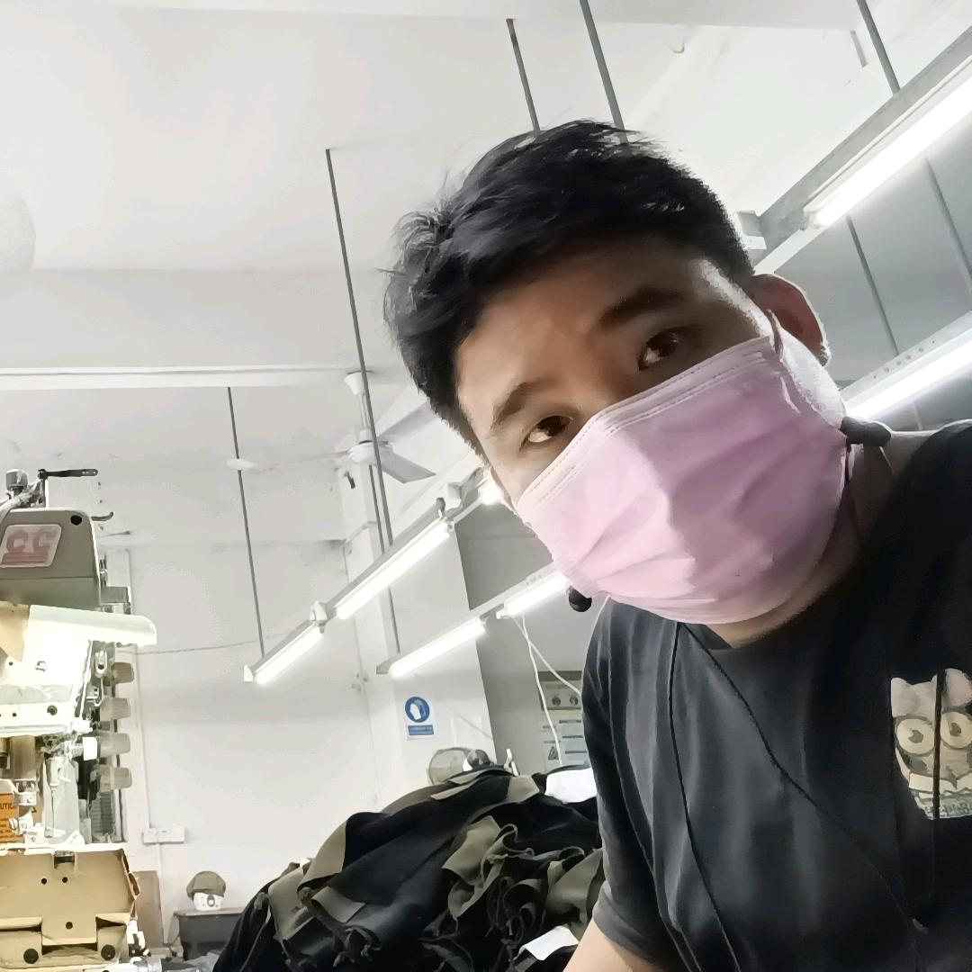 施仔