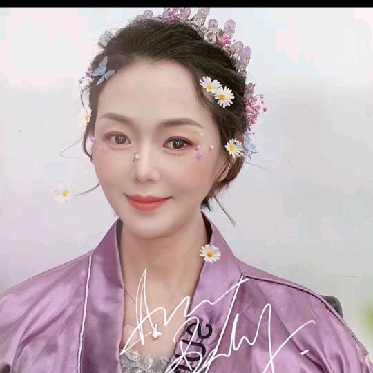 助理小妮妮（授权账号）