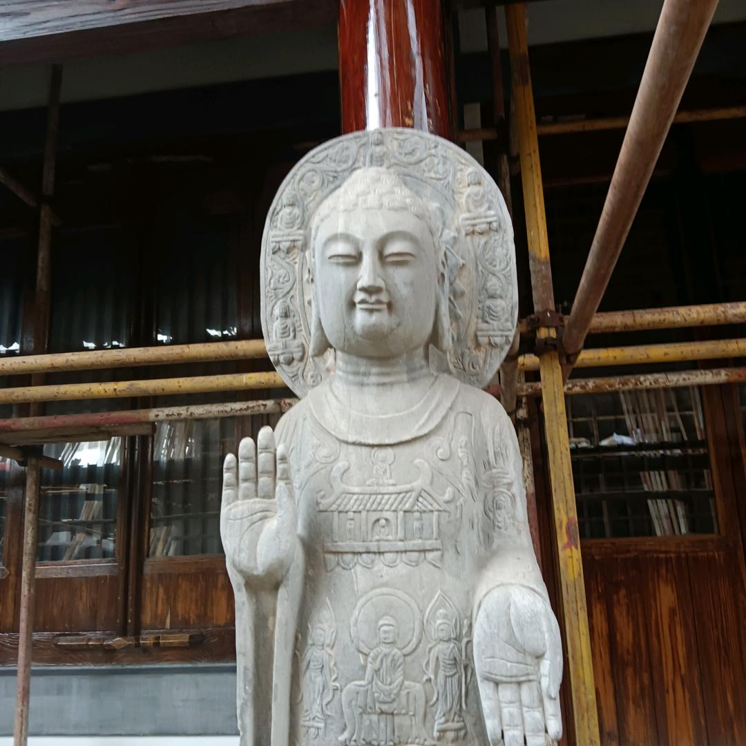 为了生活，努力奋斗