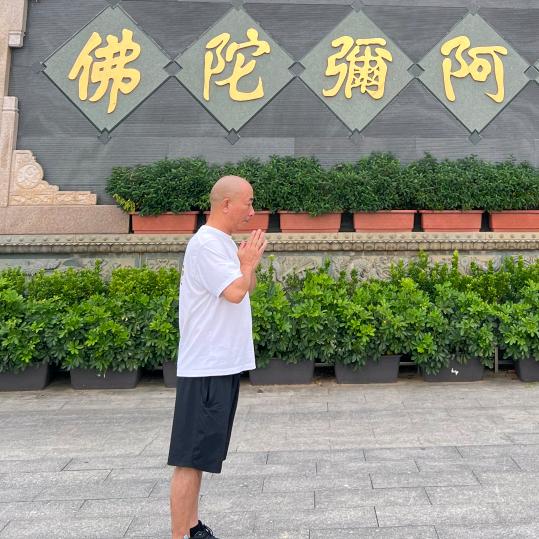 安哥！中介欢迎你！