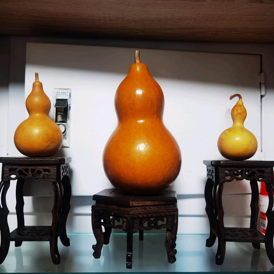 @彦