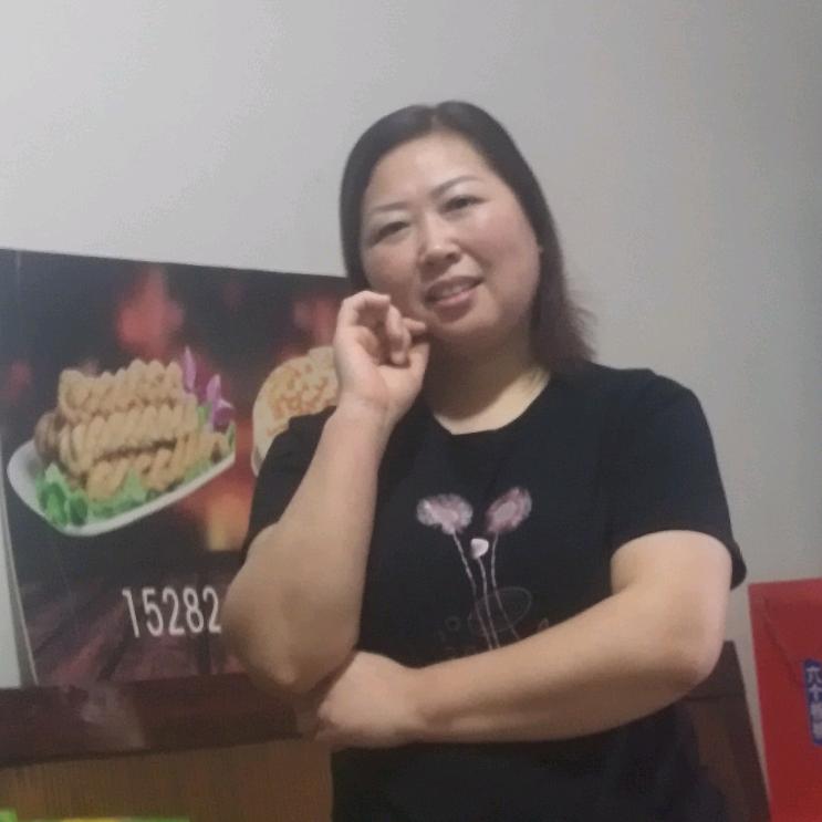 三汇农贸市场田姐锅盔