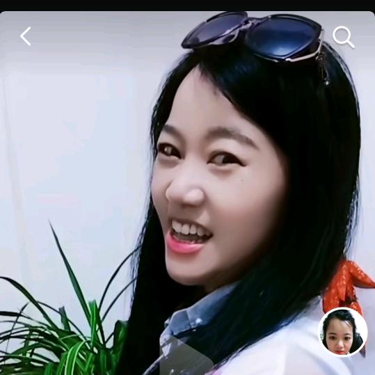 绿叶。