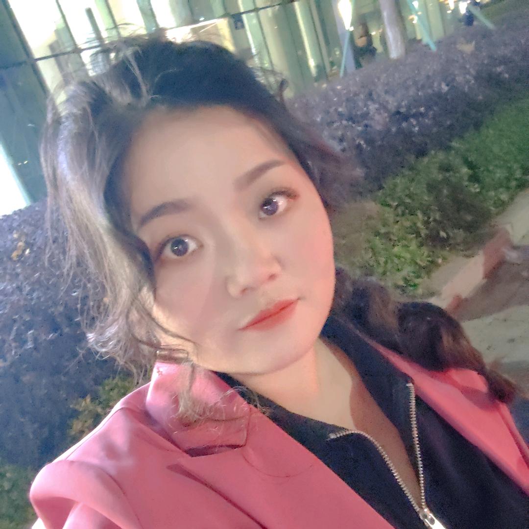 宿松开花店的燕子