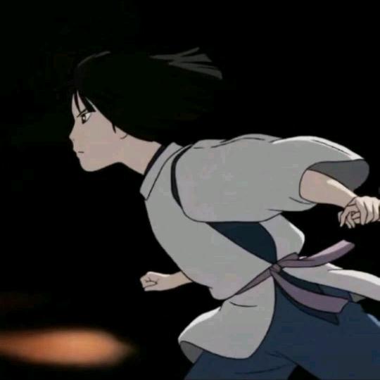 月亮下的影子