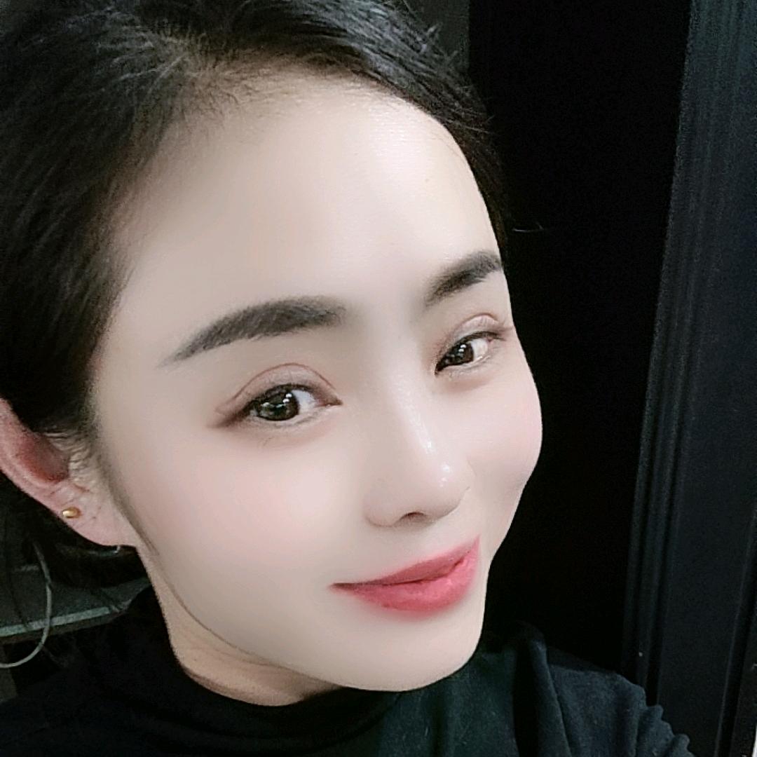 卖饭团的小姐姐