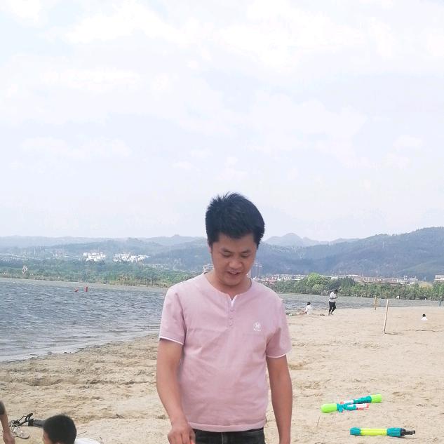 在砚山做装修的小张