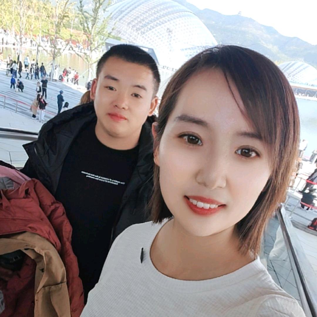 忻州娜姐黑熊怪（臭豆腐 麻辣串）