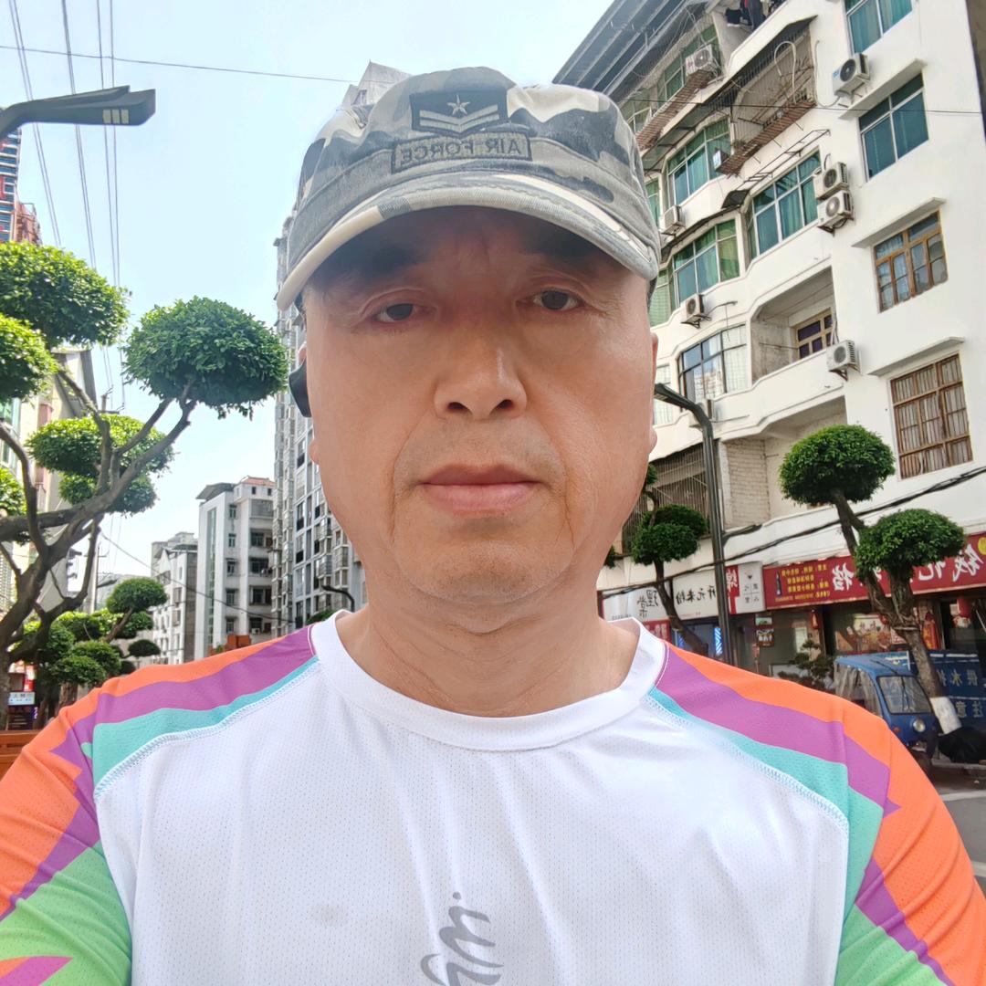 大叔爱跑步