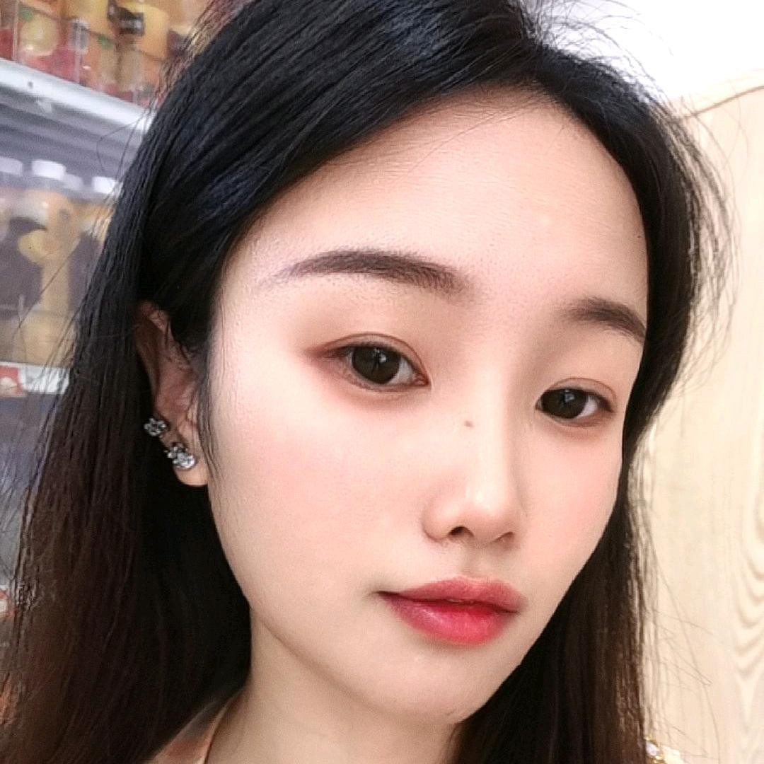 鲍彦熹
