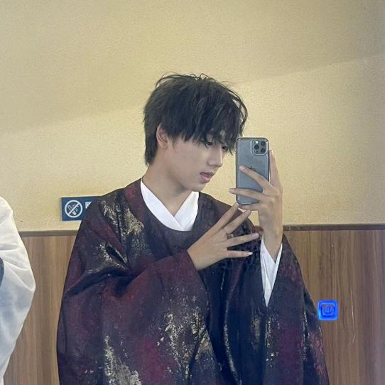 品沙龙白蛋（专注男士发型设计）