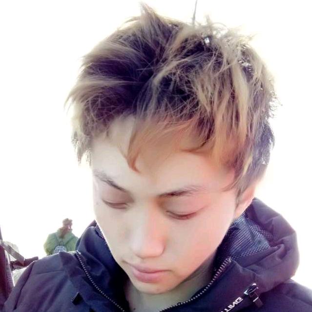 不经历风雨，怎能见彩虹