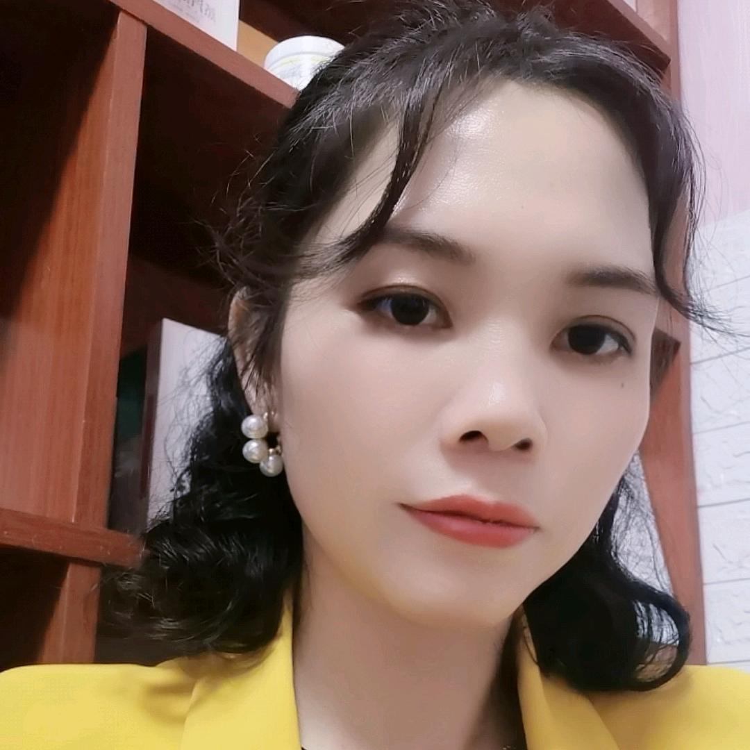 魅力女人美容院  丽萍