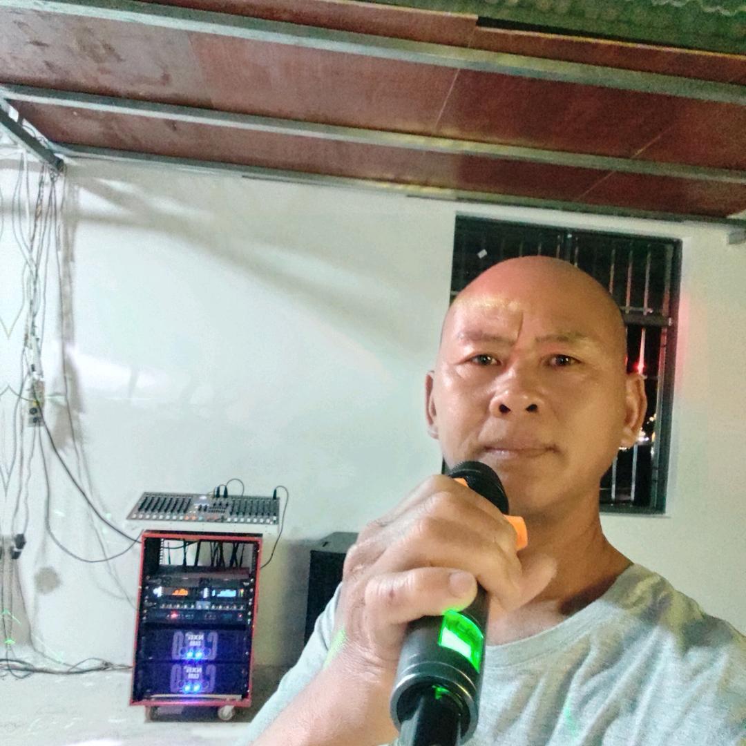 云南歌手刘玉手一代车神